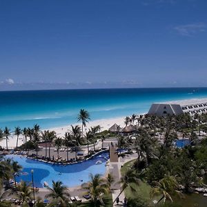 Oasis Cancun Lite